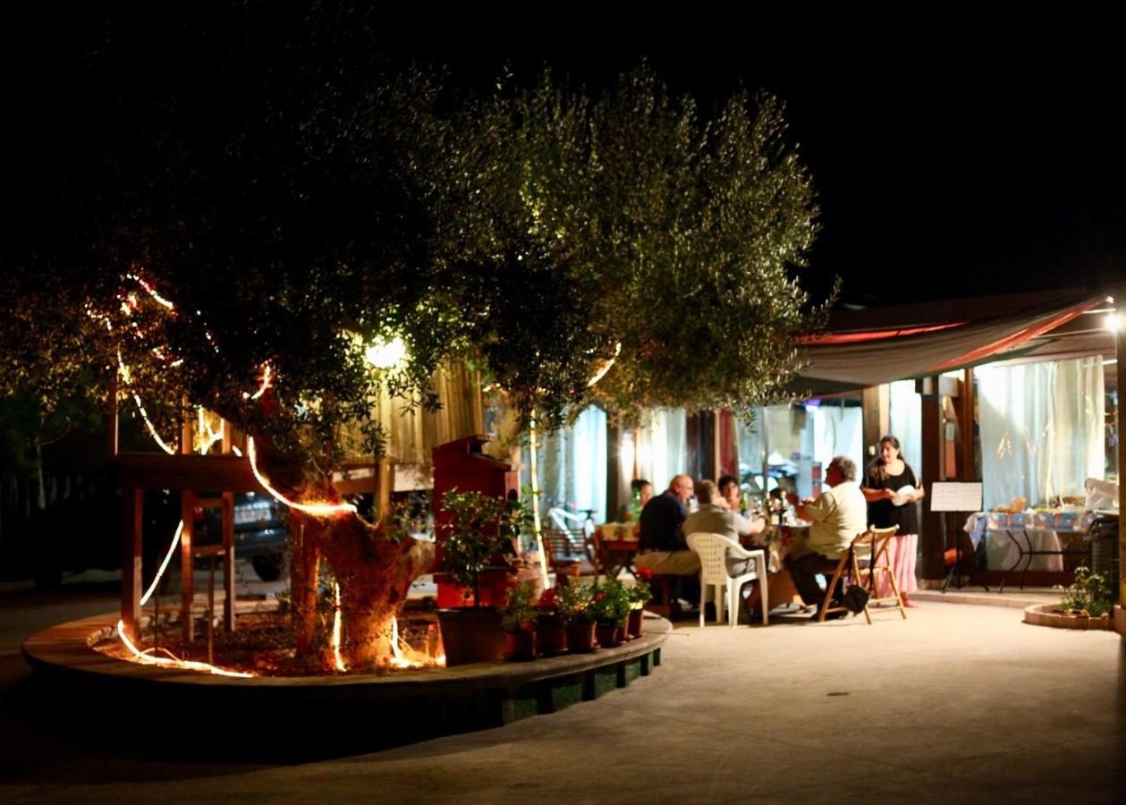 Music House A Castellana Grotte Confinante Via Per Turi 500M Dalle Grotte 外观 照片