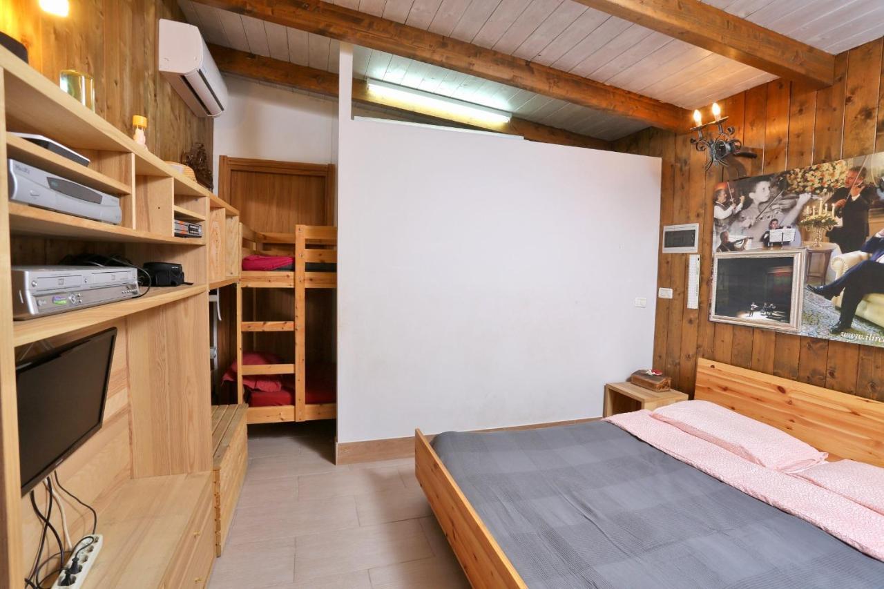 Music House A Castellana Grotte Confinante Via Per Turi 500M Dalle Grotte 外观 照片