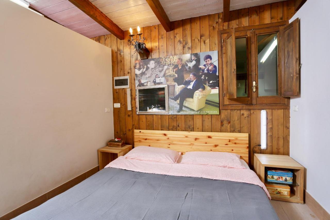 Music House A Castellana Grotte Confinante Via Per Turi 500M Dalle Grotte 外观 照片